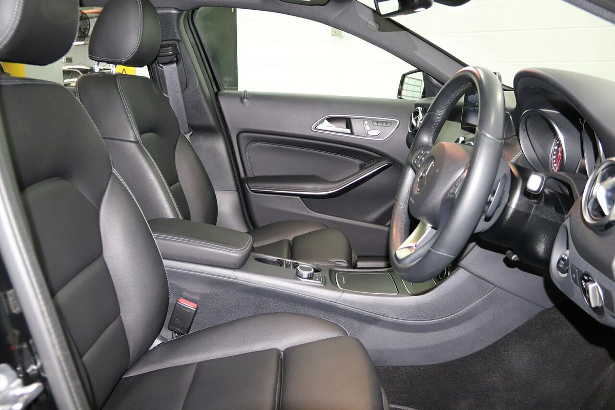 2019 Mercedes-Benz GLA-Class GLA180 X156