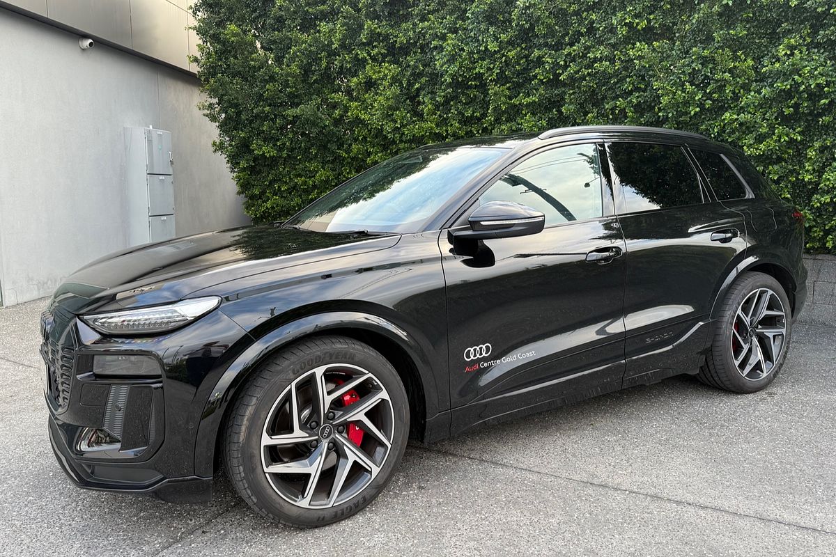 2024 Audi SQ6 e-tron GF