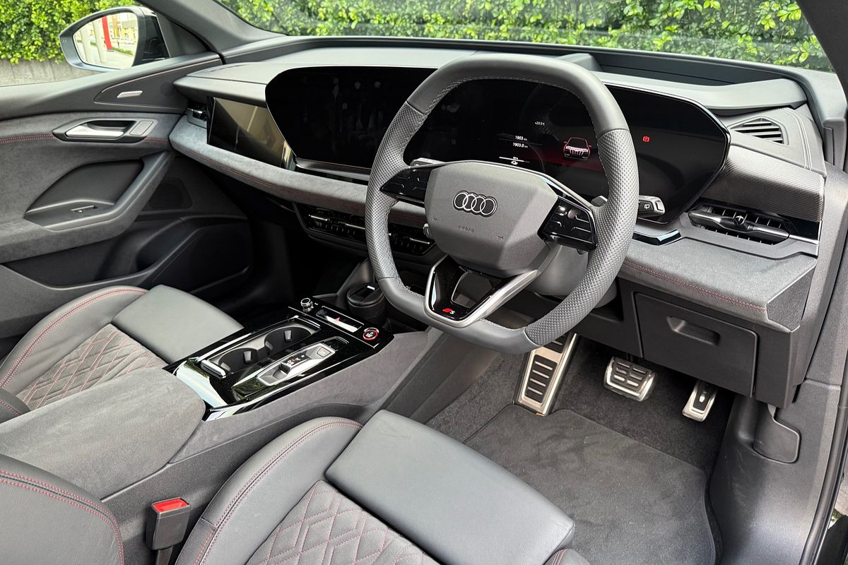 2024 Audi SQ6 e-tron GF