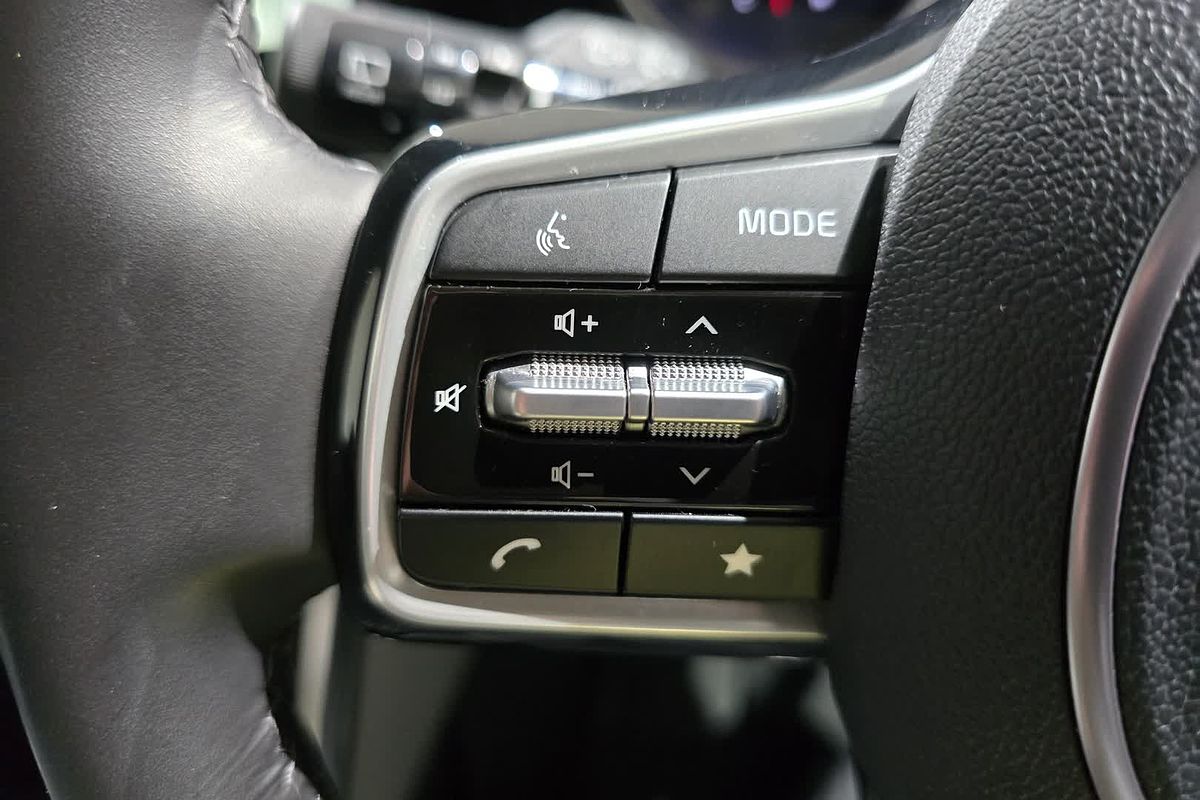 2023 Kia Carnival SLi KA4