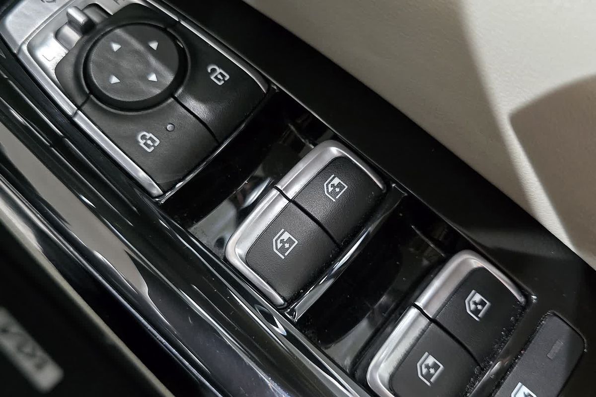 2023 Kia Carnival SLi KA4