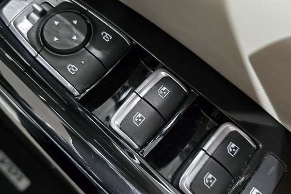 2023 Kia Carnival SLi KA4