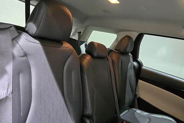2023 Kia Carnival SLi KA4