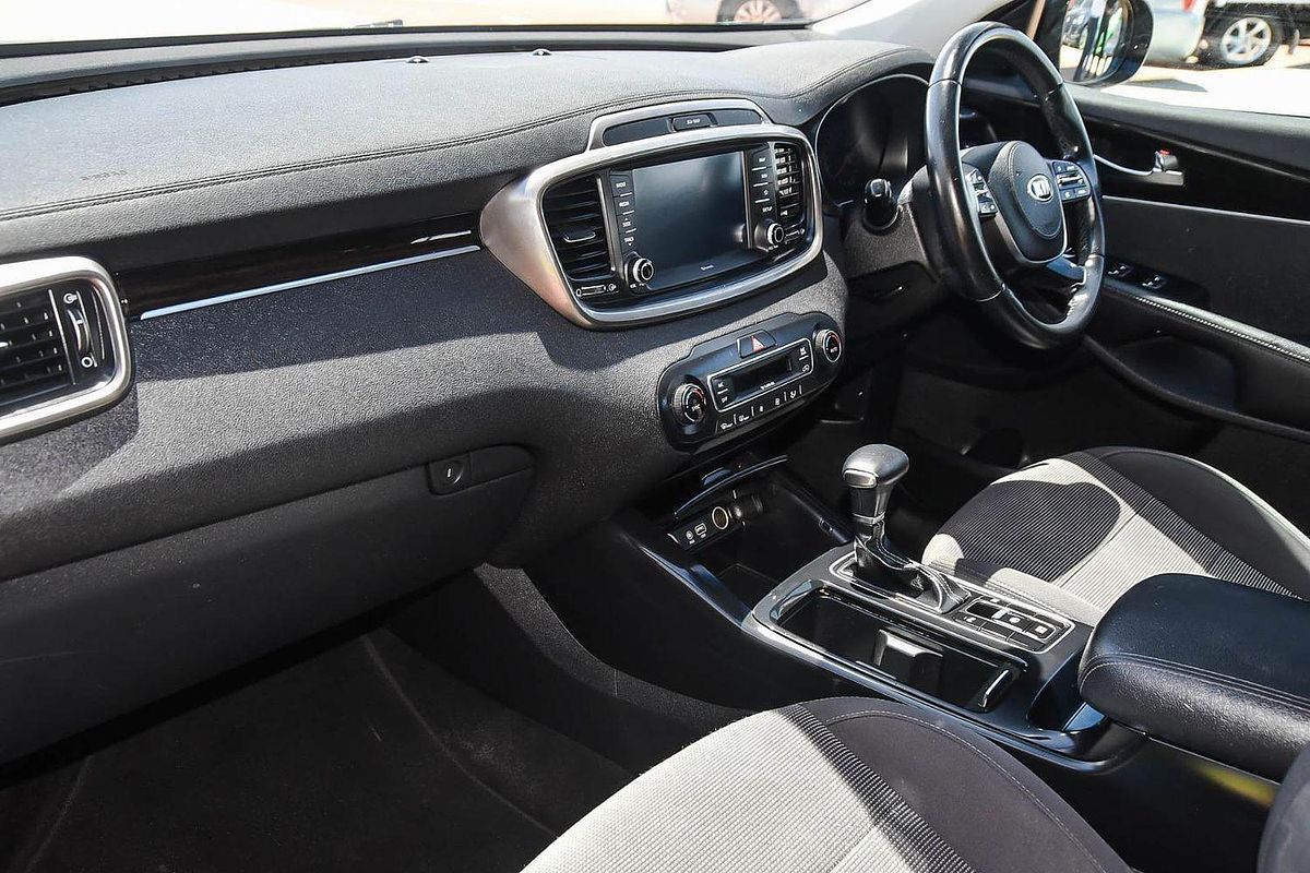 2019 Kia Sorento Si UM