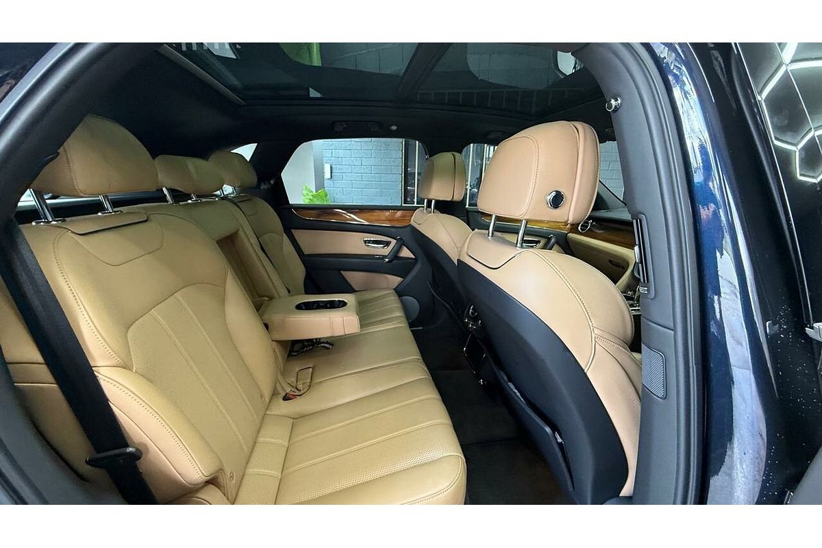 2017 Bentley Bentayga 4V