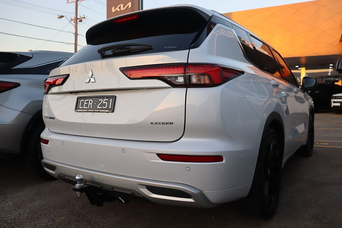 2022 Mitsubishi Outlander Exceed ZM