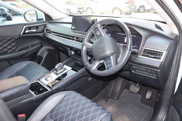 2022 Mitsubishi Outlander Exceed ZM
