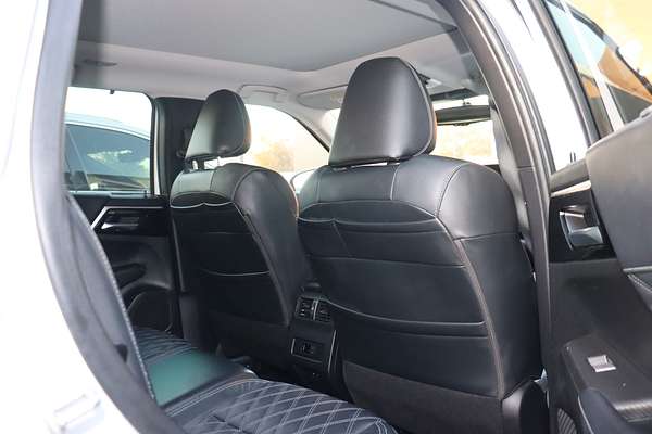 2022 Mitsubishi Outlander Exceed ZM