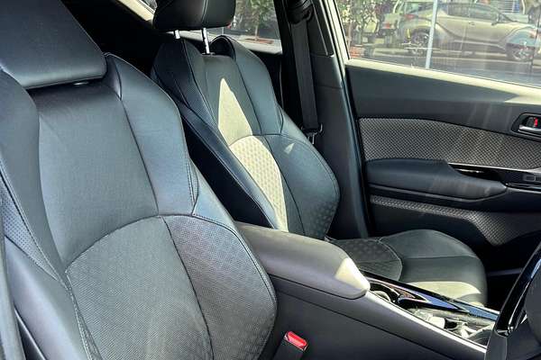 2022 Toyota C-HR Koba ZYX10R
