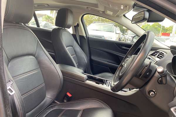 2018 Jaguar XE 25t Prestige X760