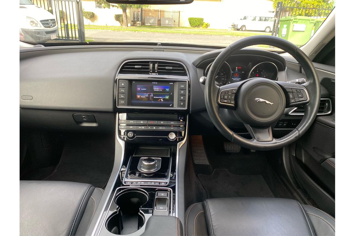 2018 Jaguar XE 25t Prestige X760