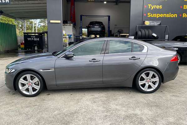 2018 Jaguar XE 25t Prestige X760