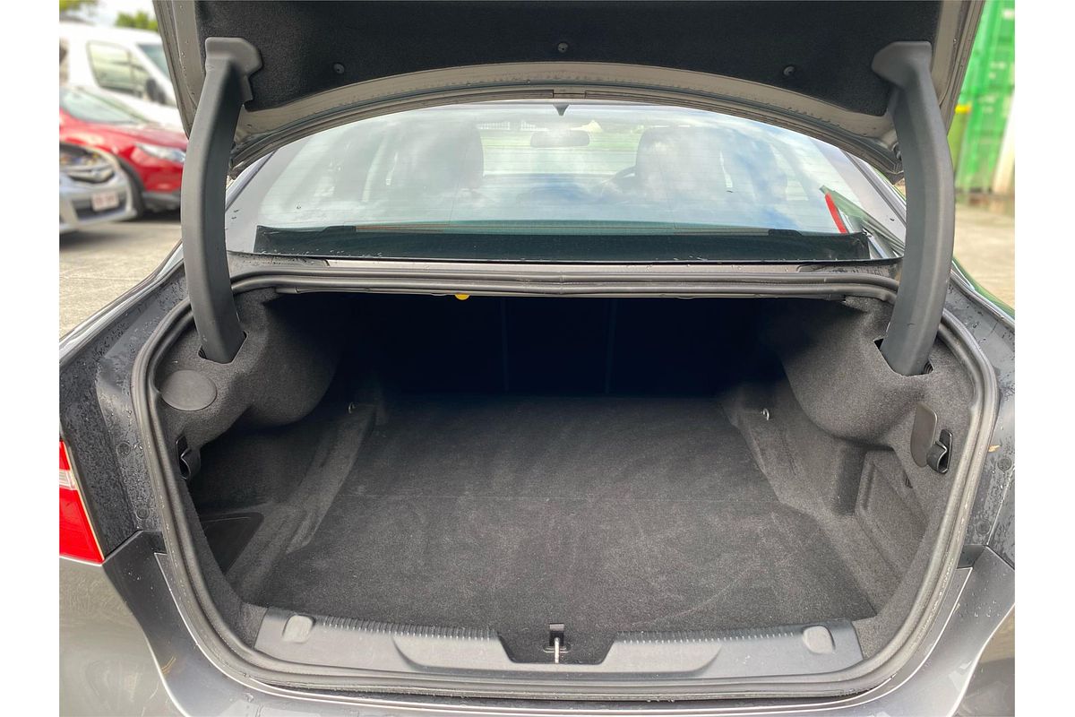 2018 Jaguar XE 25t Prestige X760