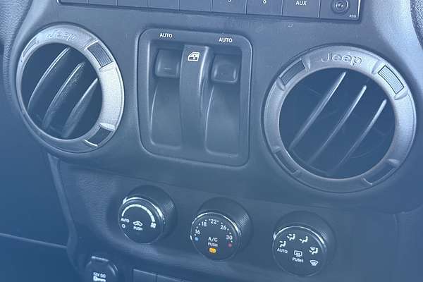 2015 Jeep Wrangler Sport JK