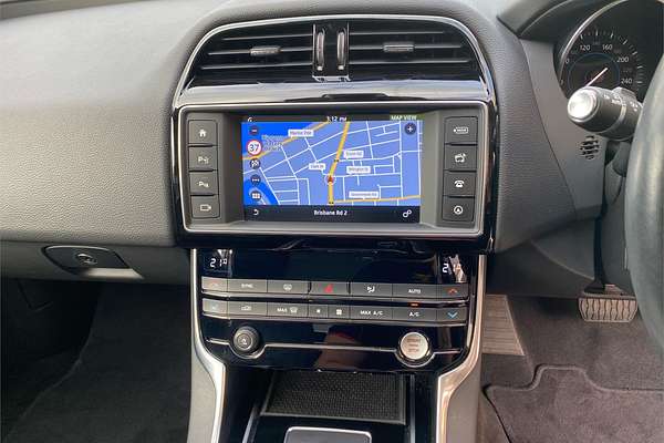 2018 Jaguar XE 25t Prestige X760