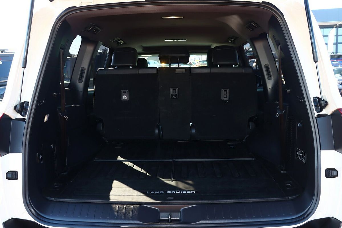 2021 Toyota Landcruiser VX FJA300R