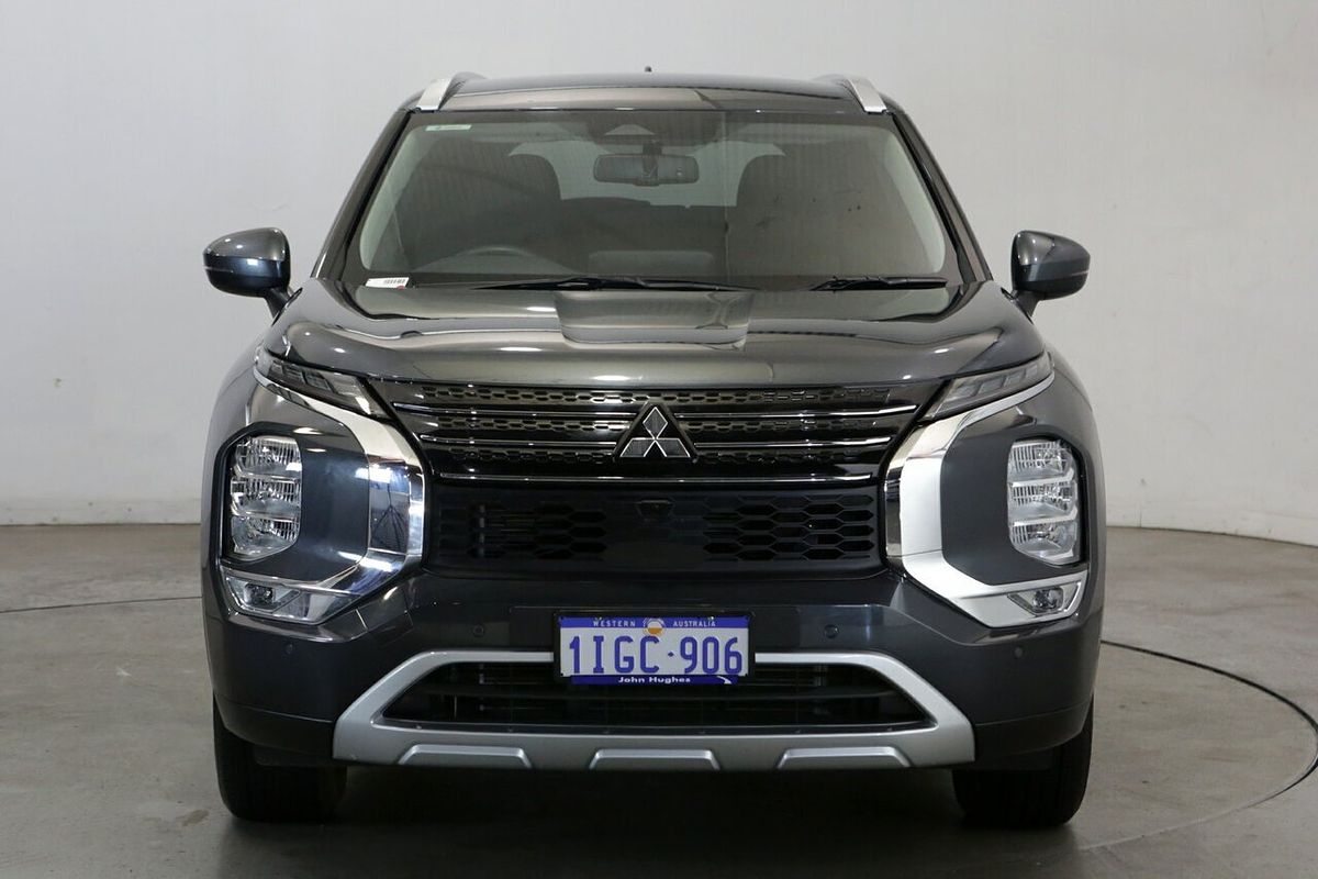 2024 Mitsubishi Outlander LS ZM