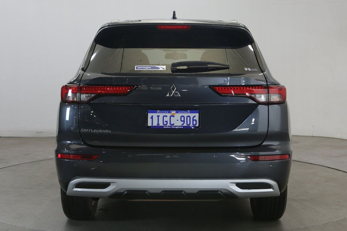 2024 Mitsubishi Outlander LS ZM
