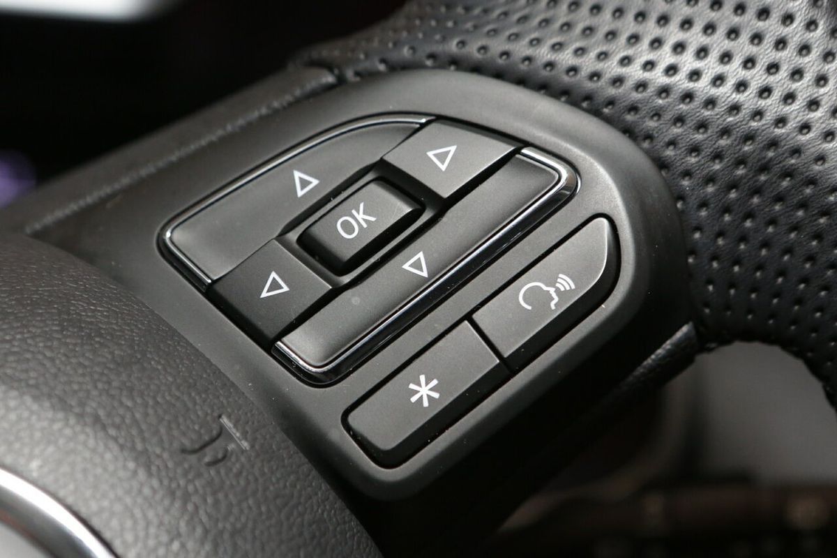 2024 MG ZS Excite AZS1