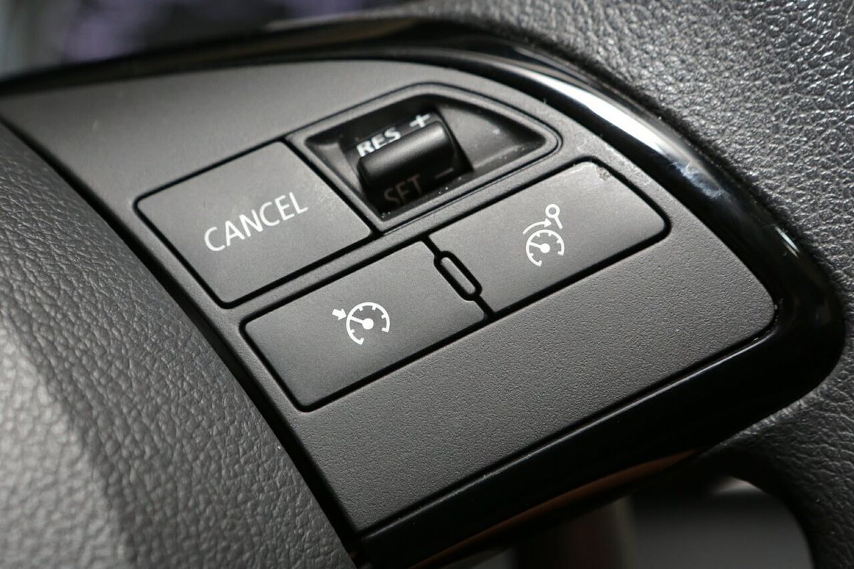 2024 Mitsubishi Eclipse Cross ES YB