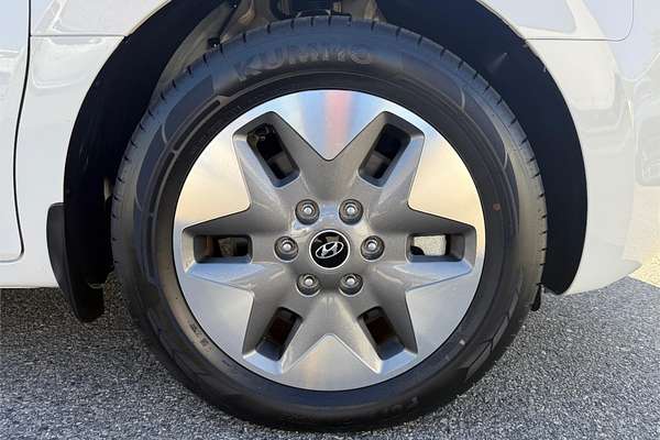 2022 Hyundai STARIA US4.V2