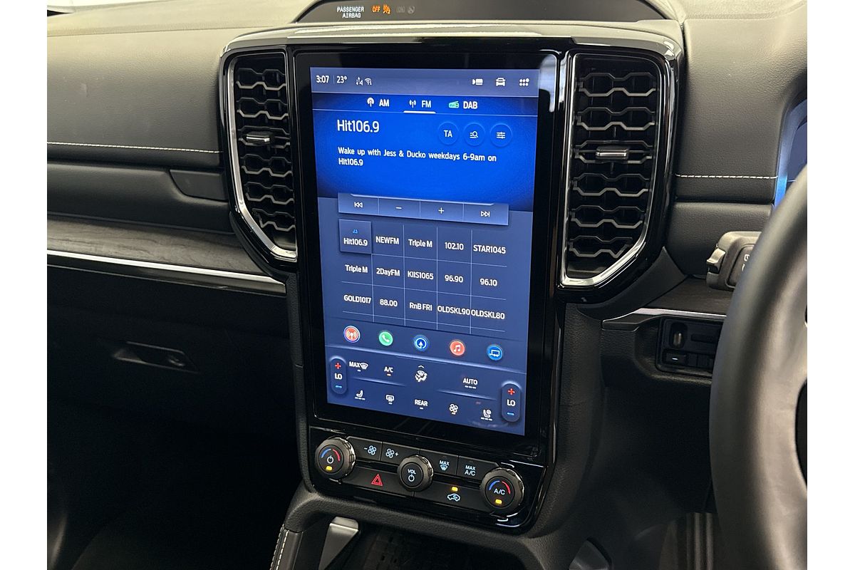 2024 Ford Everest Platinum