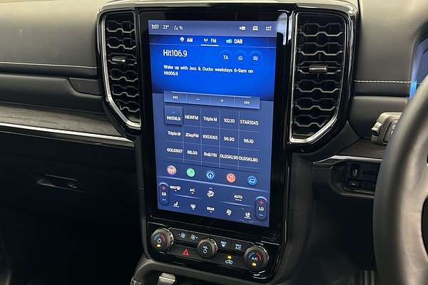 2024 Ford Everest Platinum