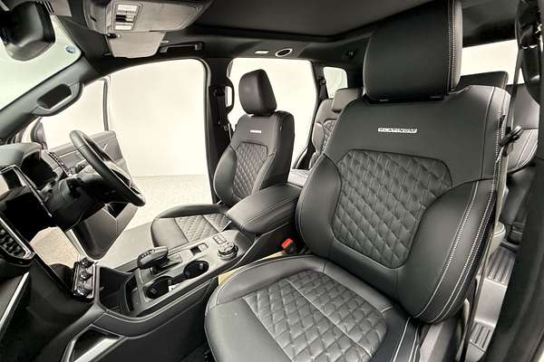 2024 Ford Everest Platinum