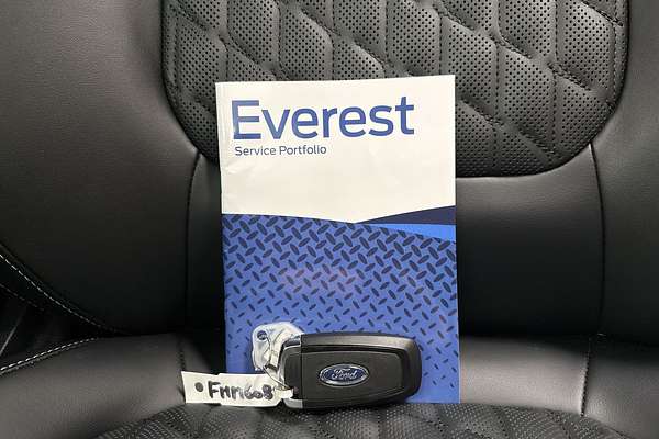 2024 Ford Everest Platinum