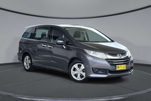 2017 Honda Odyssey VTi 5th Gen