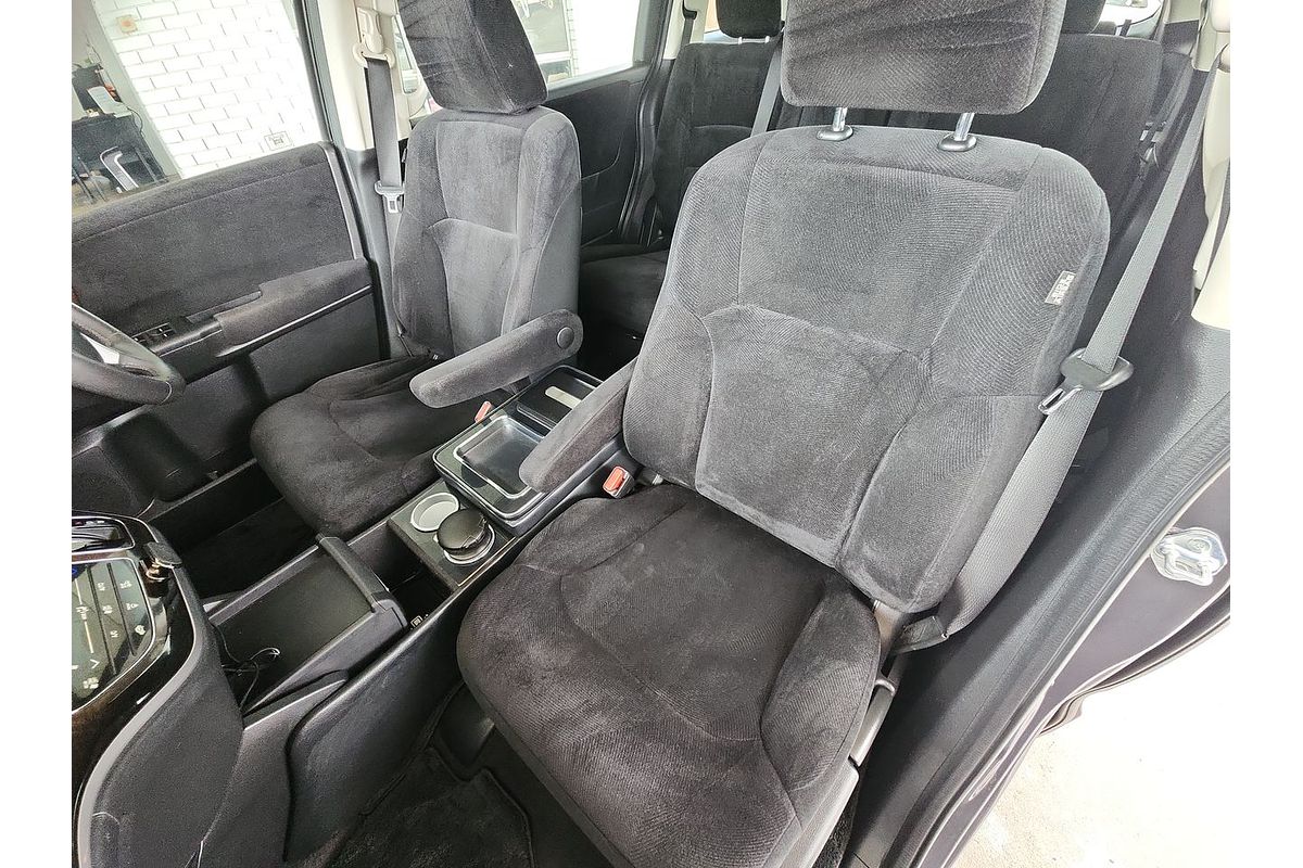 2017 Honda Odyssey VTi 5th Gen