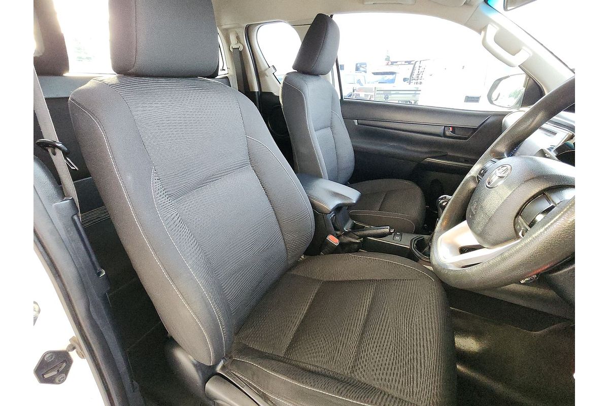 2019 Toyota Hilux SR GUN126R 4X4