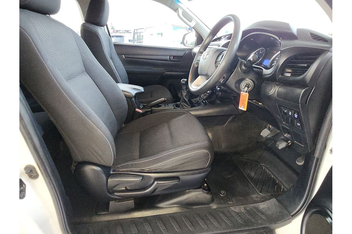 2019 Toyota Hilux SR GUN126R 4X4