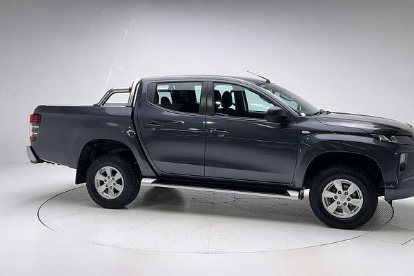 2019 Mitsubishi Triton GLX+ MR 4X4