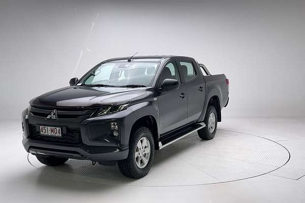 2019 Mitsubishi Triton GLX+ MR 4X4