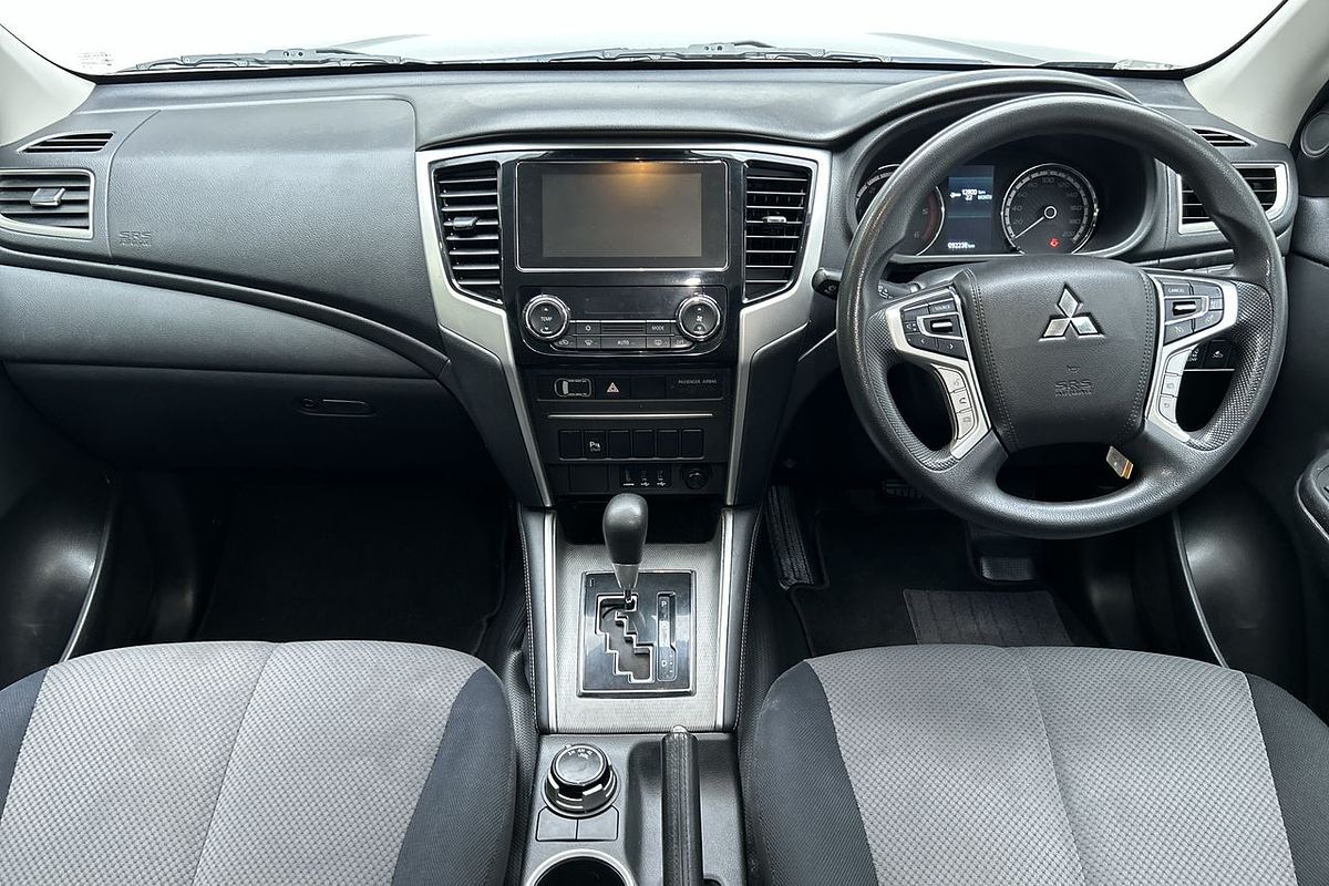 2019 Mitsubishi Triton GLX+ MR 4X4