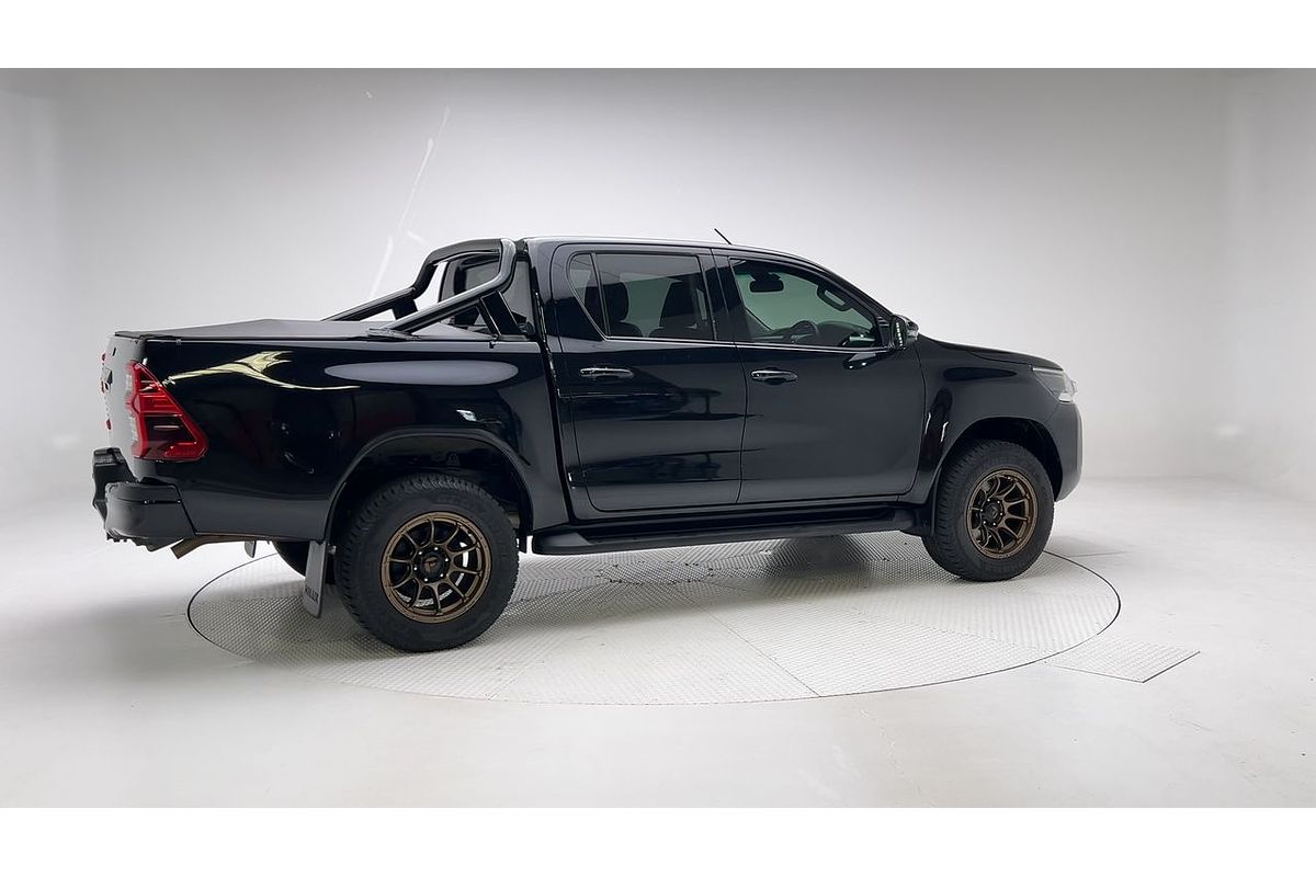 2021 Toyota Hilux SR5 GUN126R 4X4