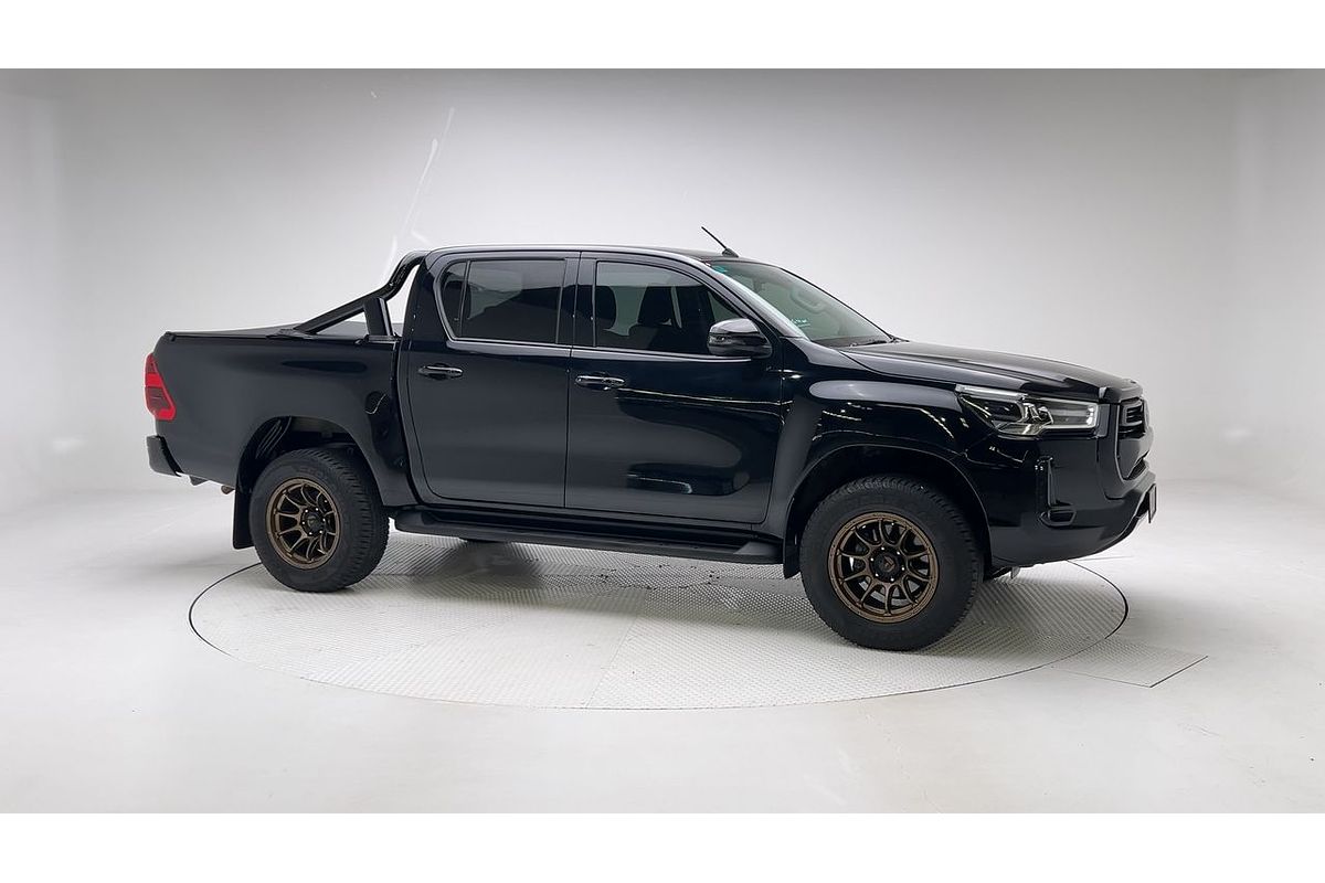 2021 Toyota Hilux SR5 GUN126R 4X4