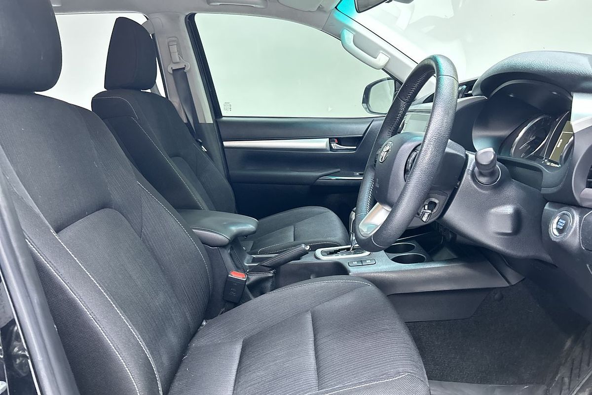 2021 Toyota Hilux SR5 GUN126R 4X4