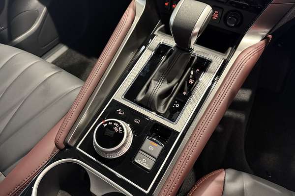 2024 Mitsubishi Pajero Sport GSR QG