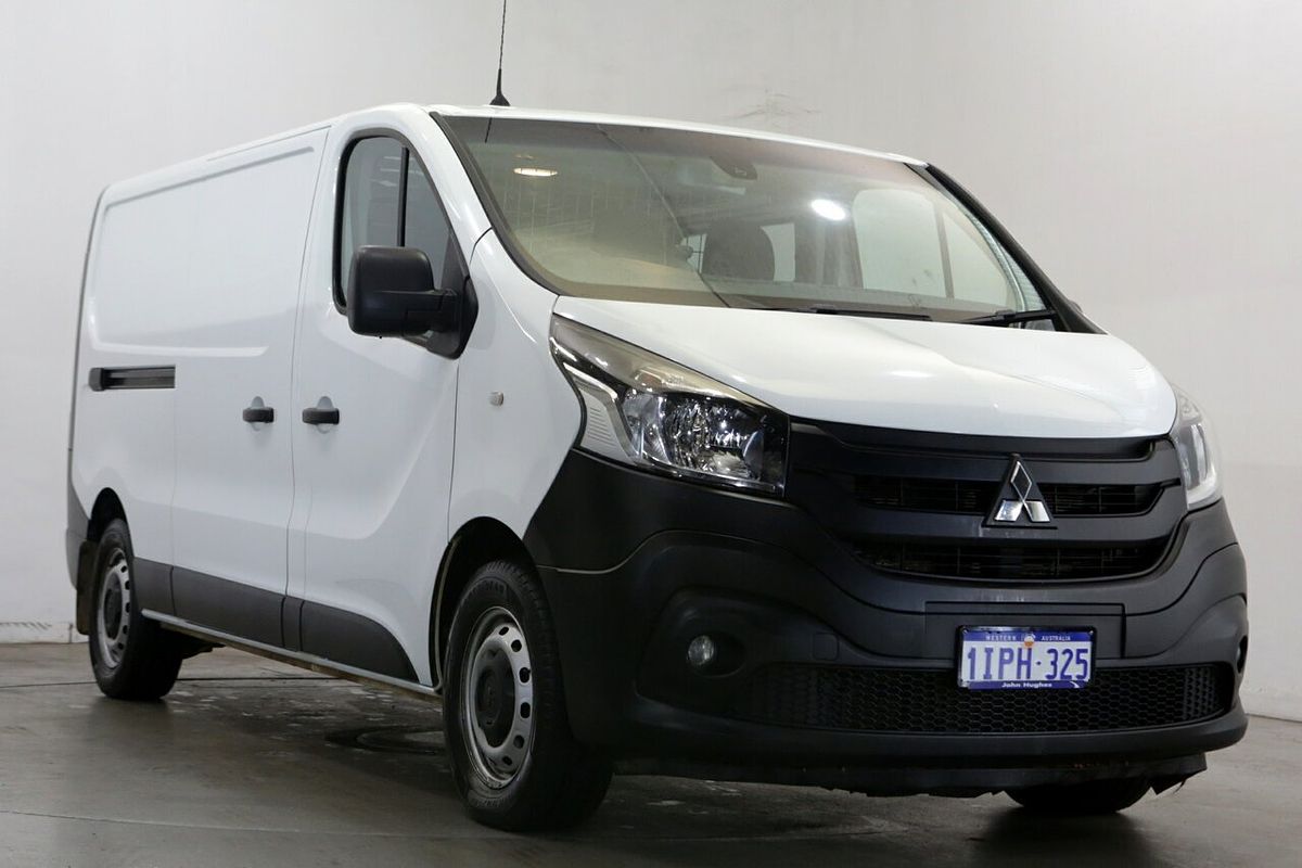 2021 Mitsubishi Express GLX SN LWB