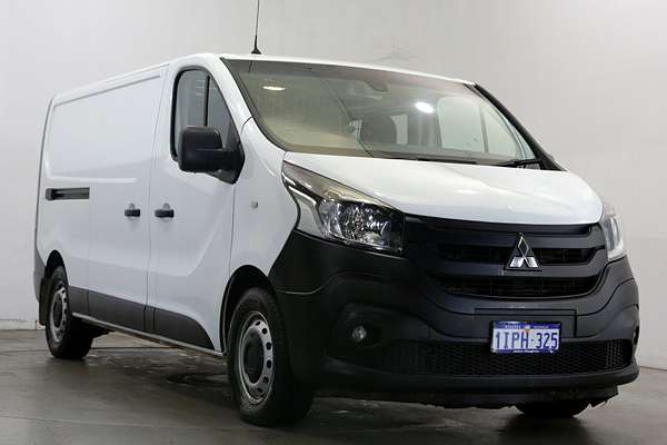 2021 Mitsubishi Express GLX SN LWB