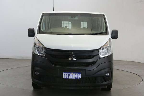 2021 Mitsubishi Express GLX SN LWB