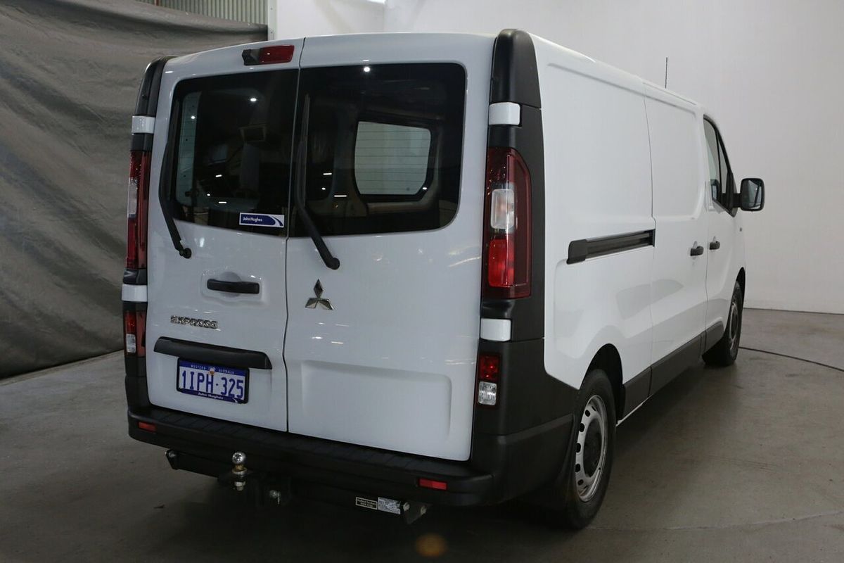 2021 Mitsubishi Express GLX SN LWB