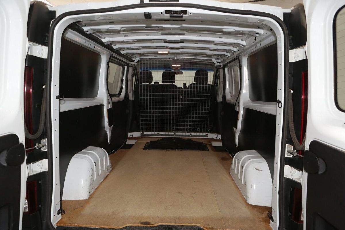 2021 Mitsubishi Express GLX SN LWB