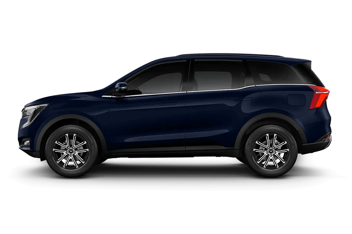 2025 Mahindra XUV700