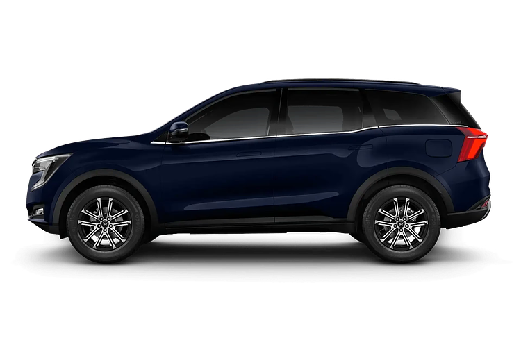 2025 Mahindra XUV700