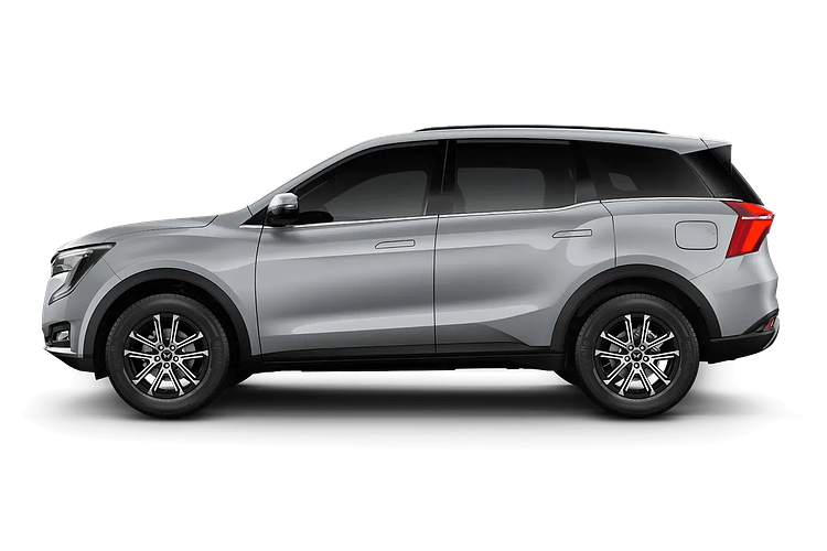 2025 Mahindra XUV700 AX7