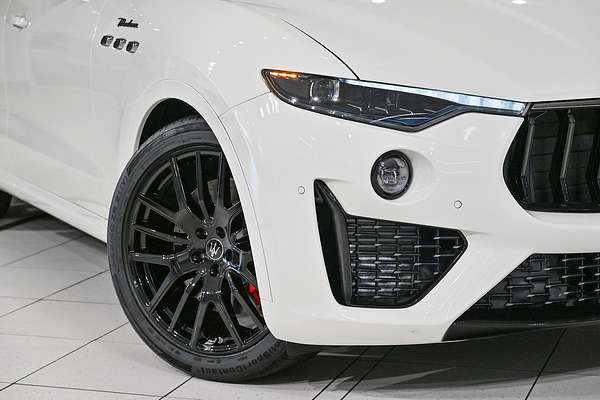 2023 Maserati Levante Modena M161