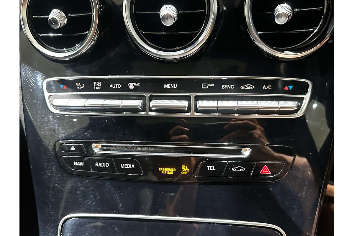 2017 Mercedes-Benz C-Class C200 W205